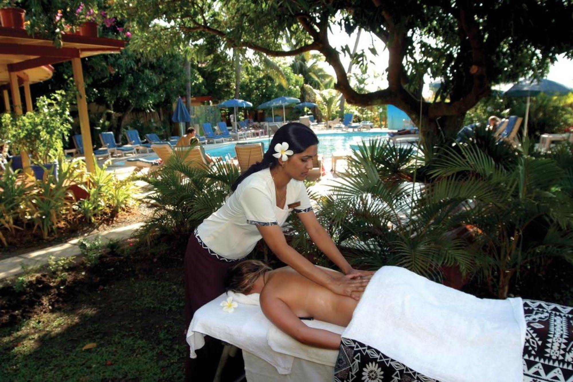 Nadi Bay Resort Hotel Exterior photo