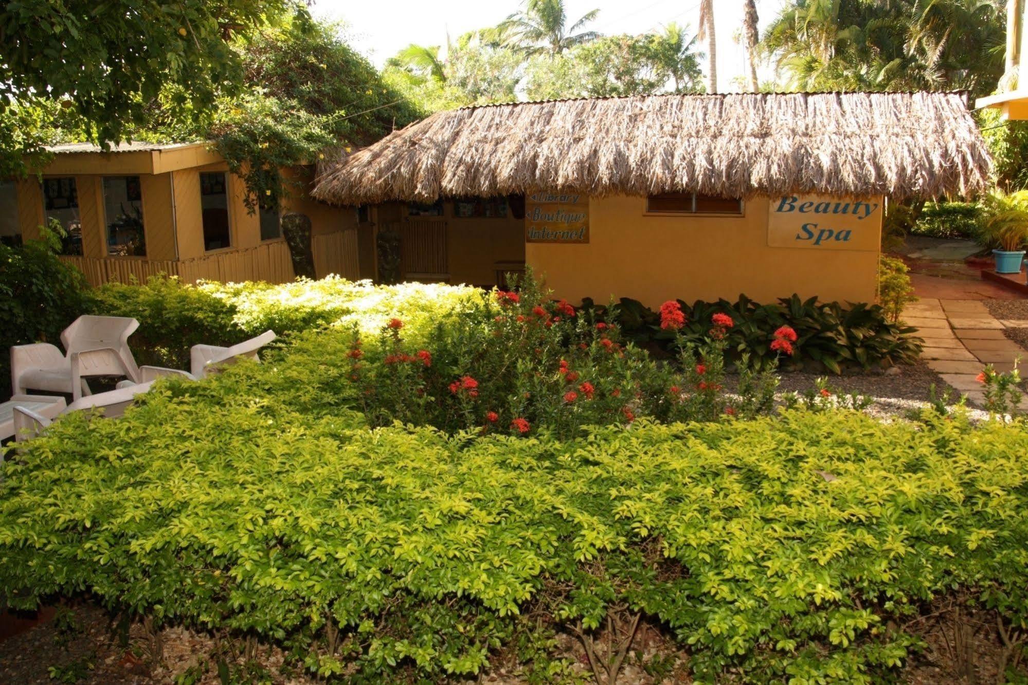 Nadi Bay Resort Hotel Exterior photo